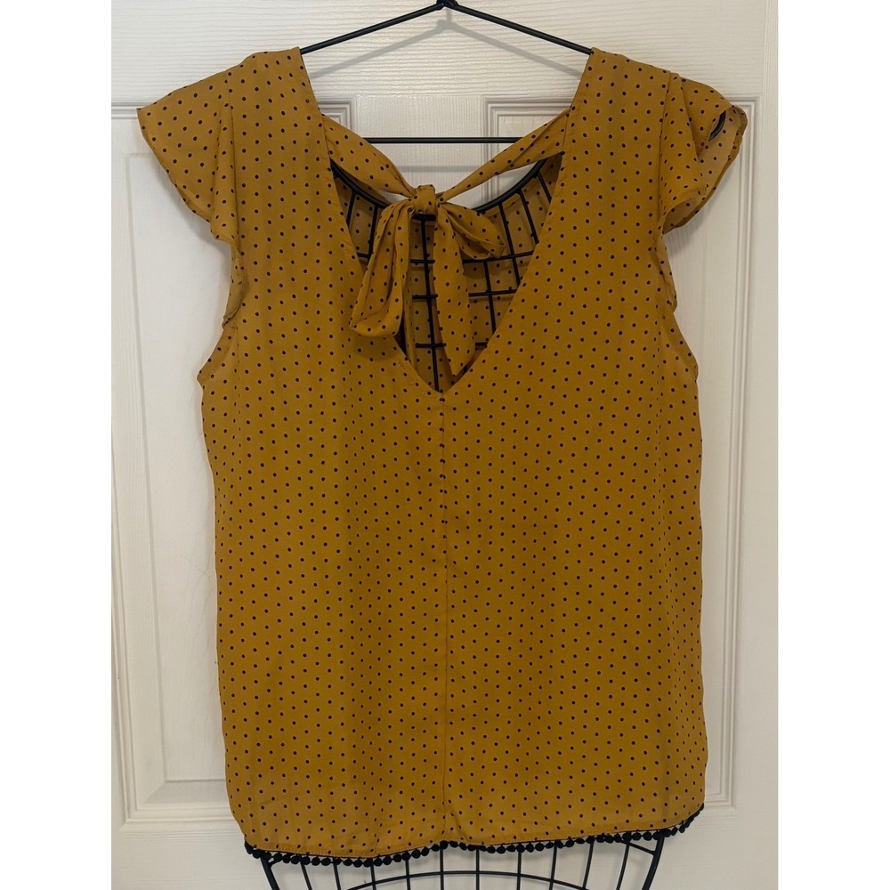 June & Hudson Mustard Yellow Polka Dot Tie Back Flutter Sleeve Blouse Sz 1